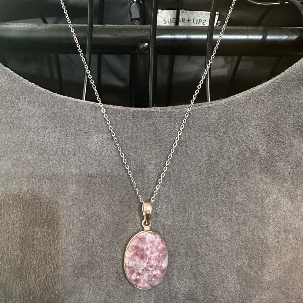 Oval Sparkling Pink Tourmaline Quartz Pendant in Silver 925 Setting on Chain - Picture 14 of 15